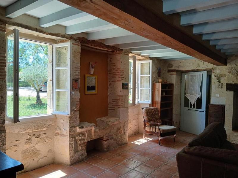 Maison - 228 m² - 8 pièces