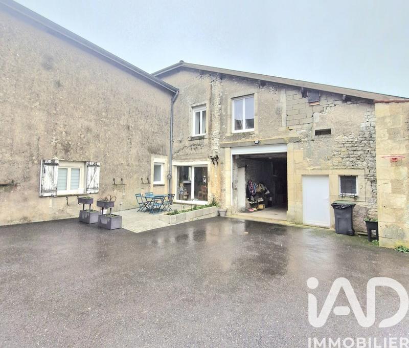 Maison - 234 m² - 8 pièces