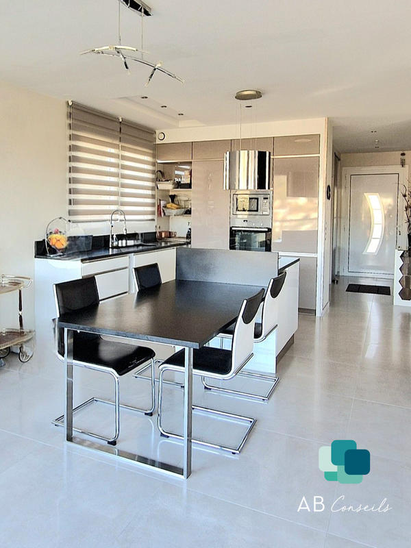 Maison contemporaine - 145 m² - 5 pièces