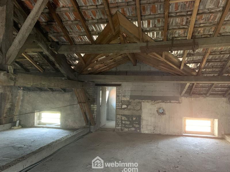 Immeuble - 140 m² - 6 pièces