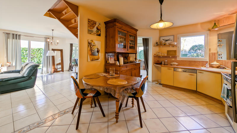 Maison - 146 m² - 7 pièces