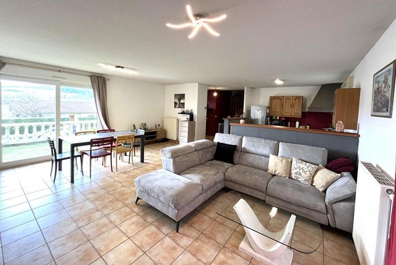 Maison - 95 m² - 5 pièces