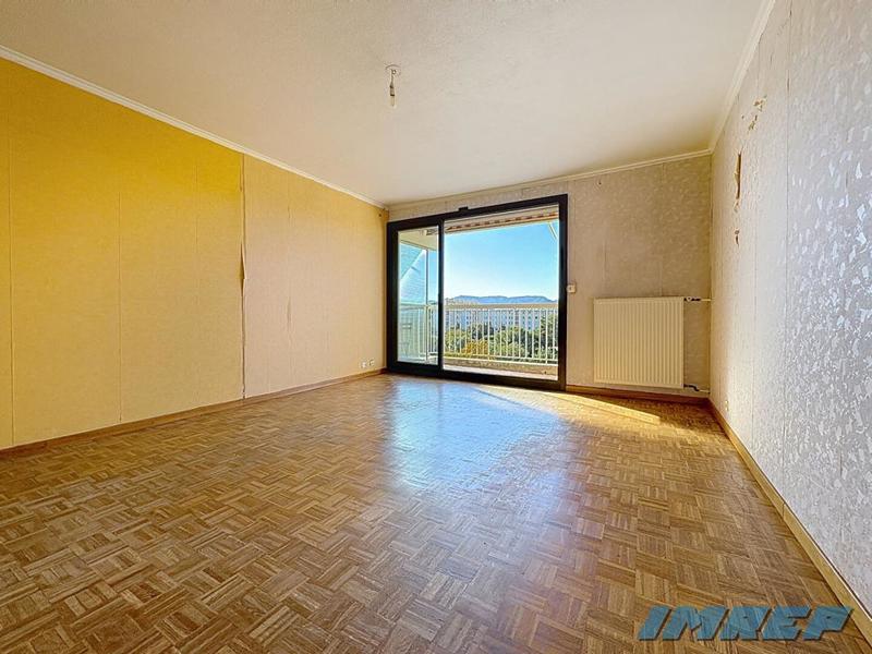 Appartement - 106 m² - 5 pièces