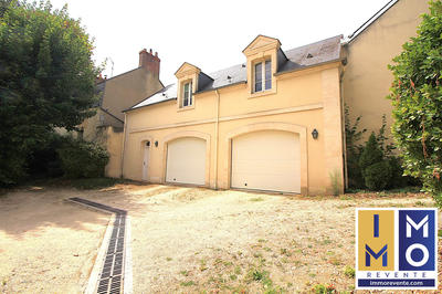 Maison - 458 m² - 11 pièces