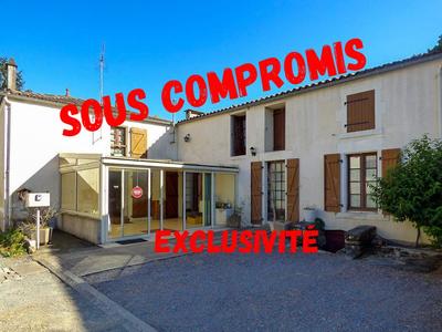 Maison ancienne - 157 m² - 6 pièces