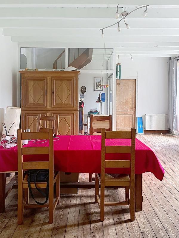 Maison - 215 m² - 7 pièces