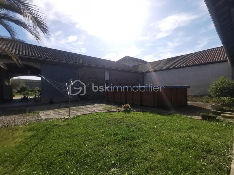 Longère - 193 m² - 5 pièces