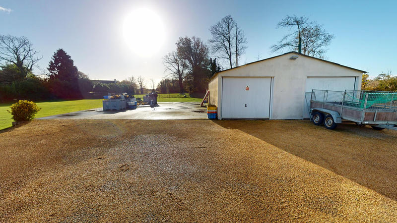 Maison - 179 m² - 5 pièces