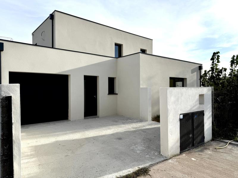 Maison - 123 m² - 4 pièces