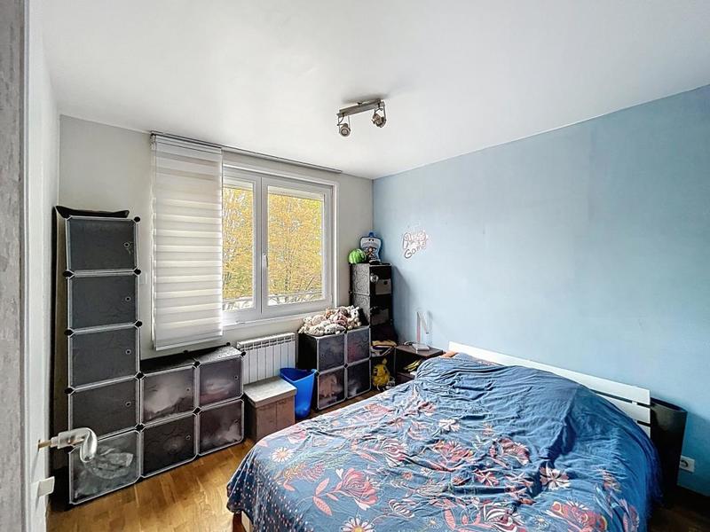 Maison - 204 m² - 7 pièces