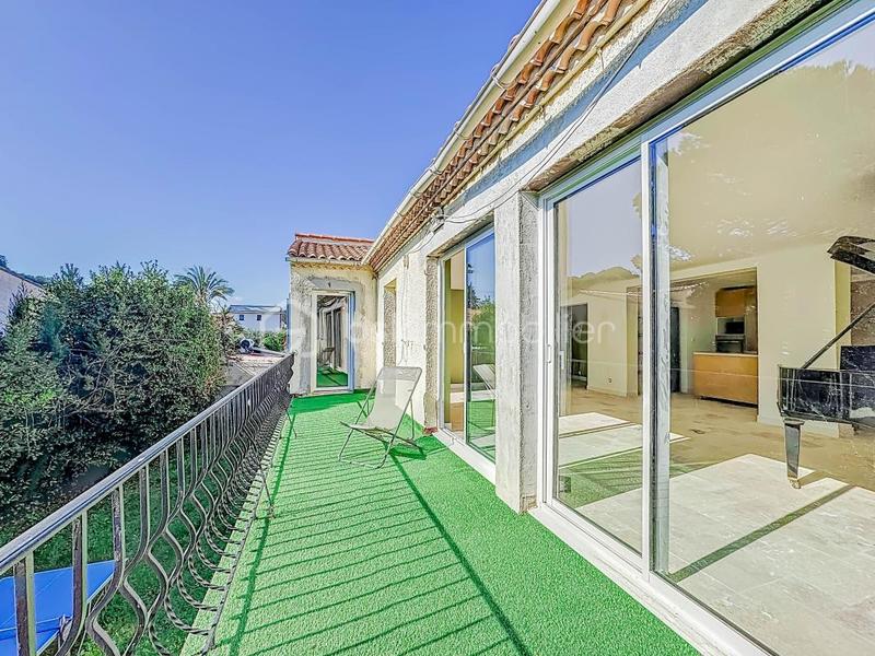 Appartement - 130 m² - 4 pièces