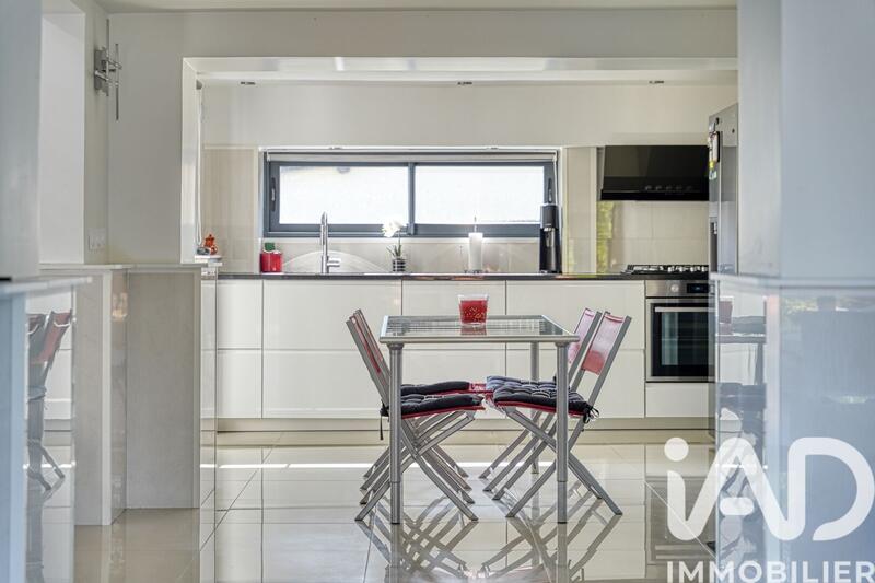 Maison - 160 m² - 6 pièces