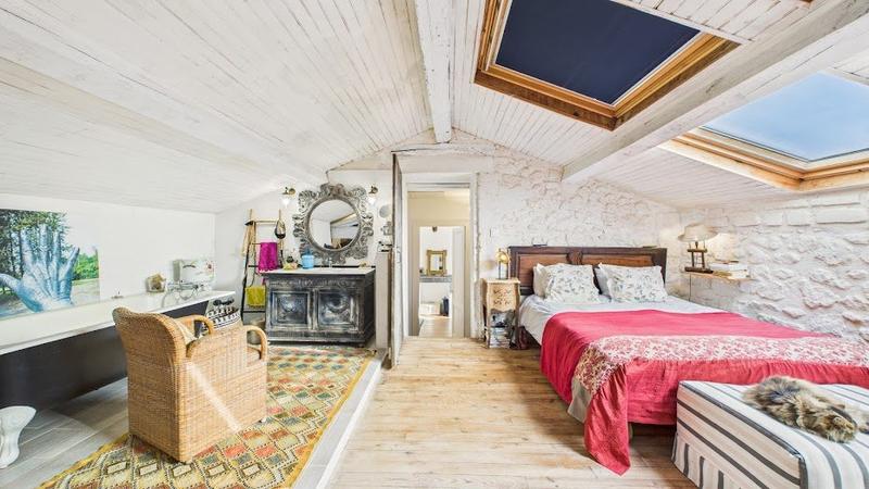 Propriété - 265 m² - 10 pièces