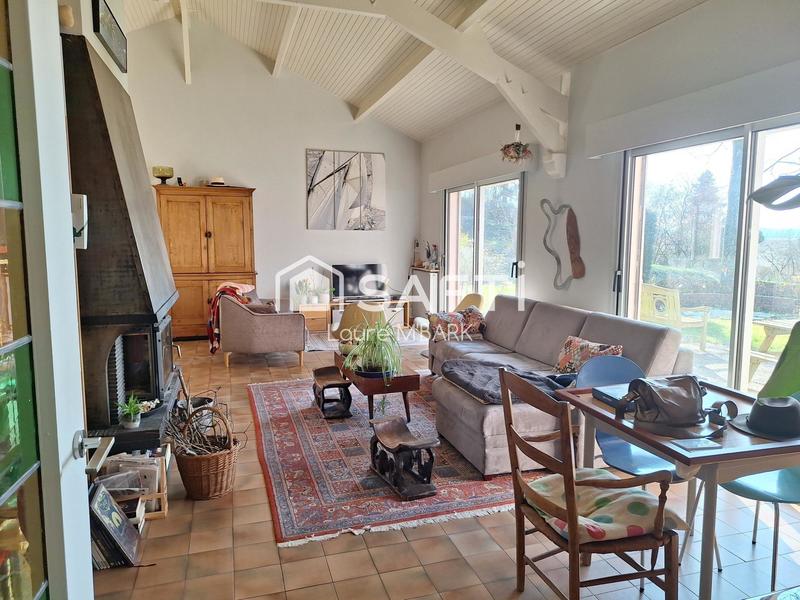 Maison - 169 m² - 11 pièces