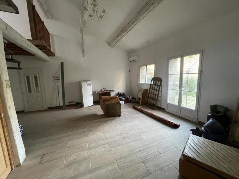 Maison - 330 m² - 8 pièces