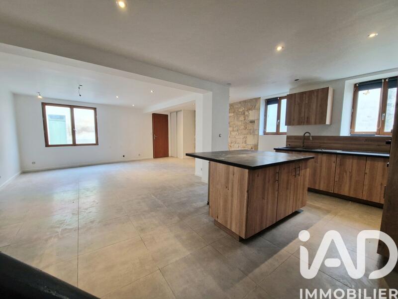 Maison de village - 94 m² - 4 pièces