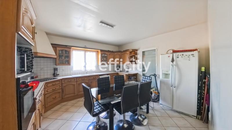 Maison - 160 m² - 6 pièces