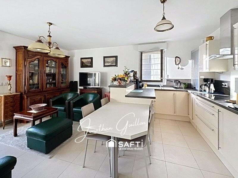 Appartement - 79 m² - 3 pièces