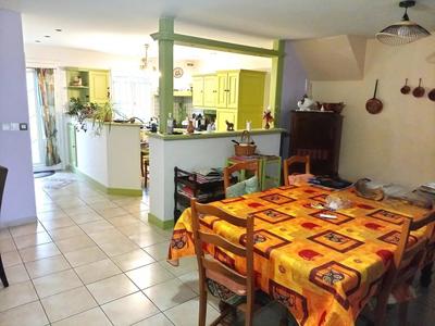 Maison - 110 m² - 6 pièces