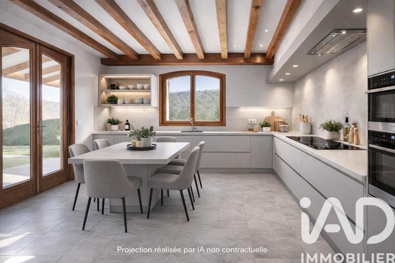 Maison - 231 m² - 7 pièces