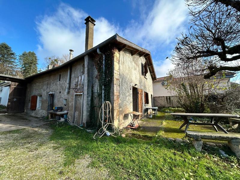 Maison - 180 m² - 5 pièces