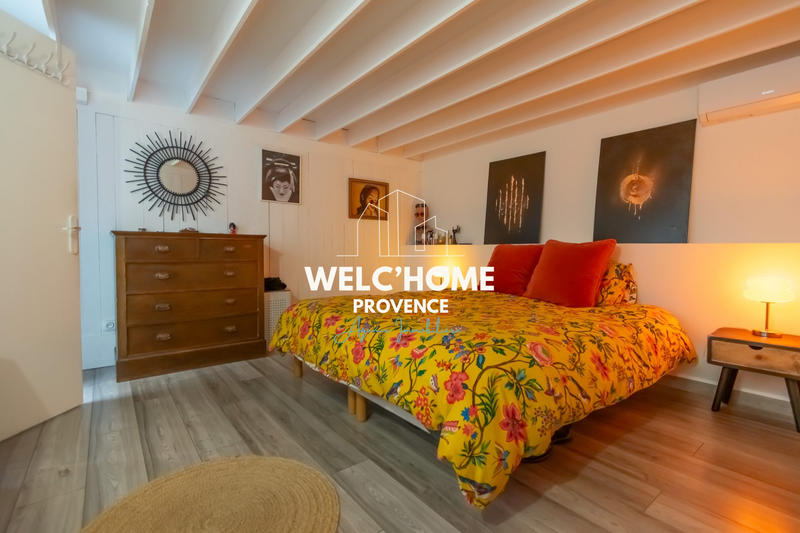 Loft - 360 m² - 11 pièces