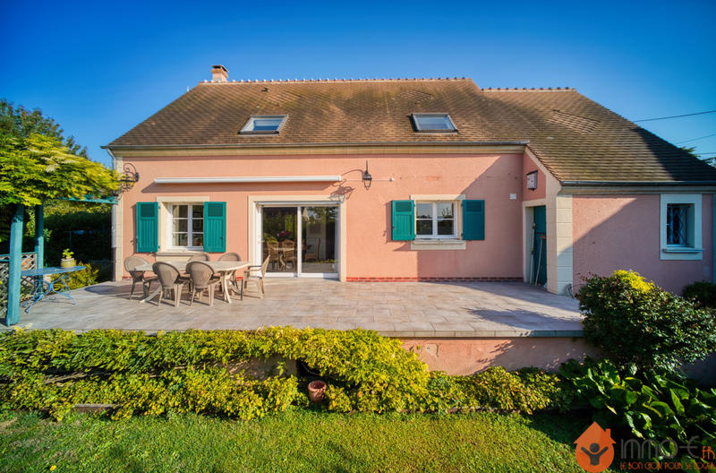 Maison - 140 m² - 7 pièces