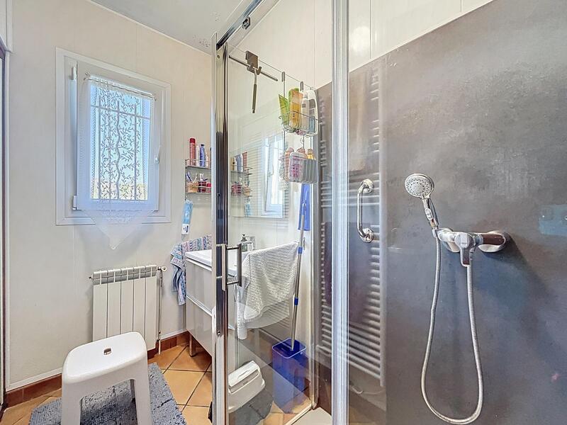 Maison traditionnelle - 125 m² - 5 pièces