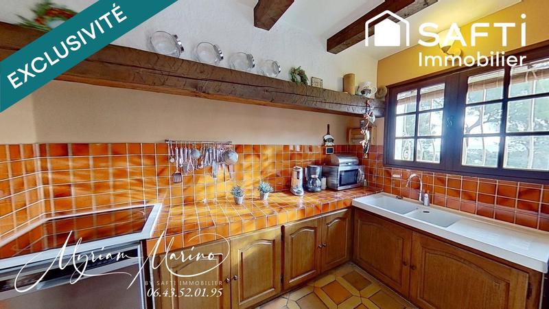 Villa - 250 m² - 12 pièces