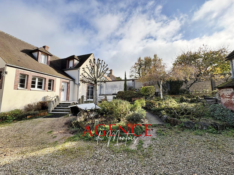 Maison - 180 m² - 5 pièces