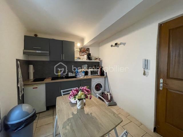 Immeuble - 73 m² - 4 pièces