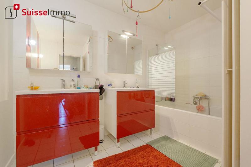 Villa - 230 m² - 9 pièces