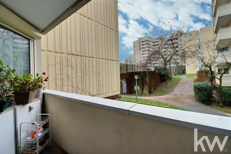 Appartement - 99 m² - 5 pièces