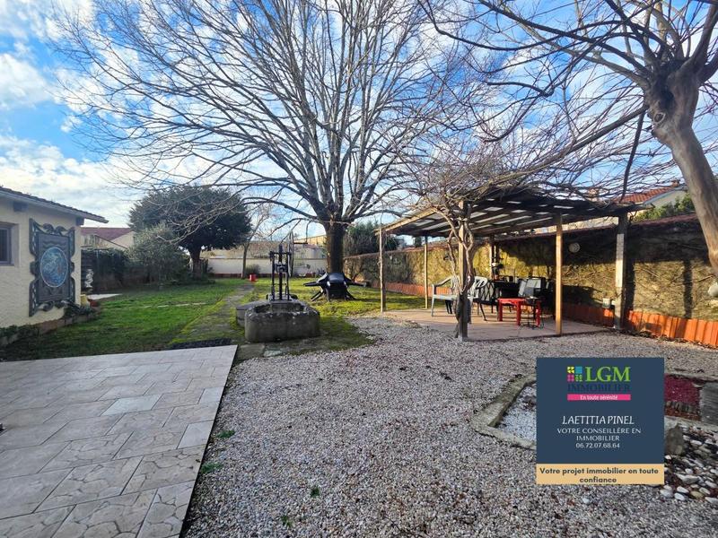 Maison - 205 m² - 7 pièces