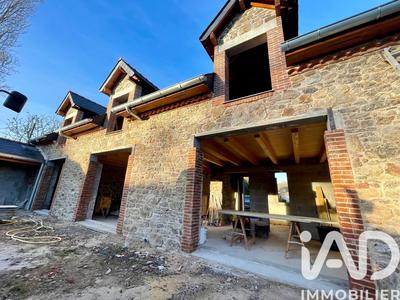 Maison - 145 m² - 6 pièces