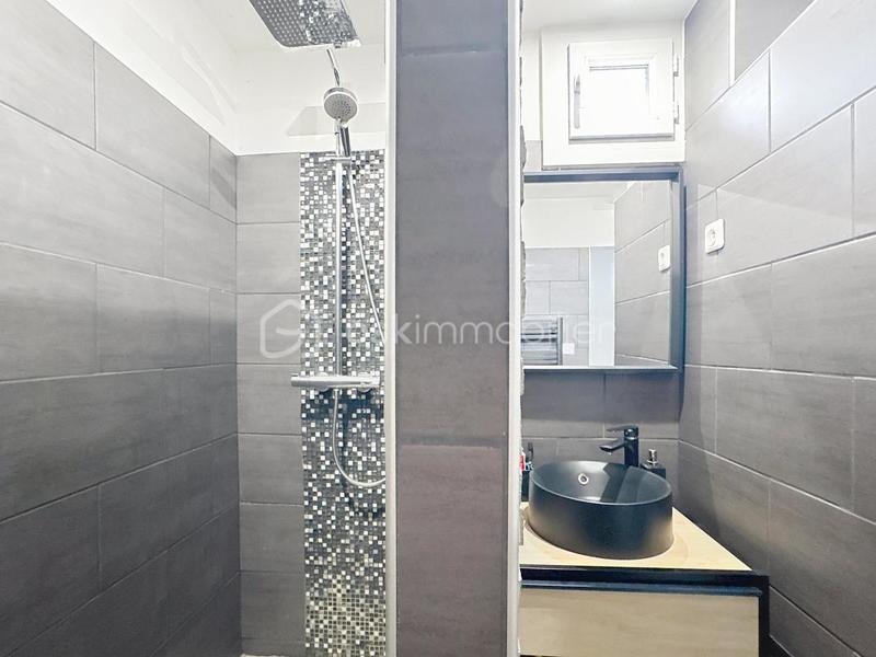 Appartement - 70 m² - 4 pièces