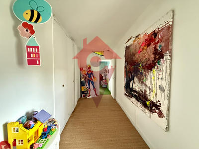 Maison - 180 m² - 4 pièces