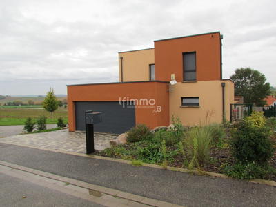 Maison - 154 m² - 5 pièces