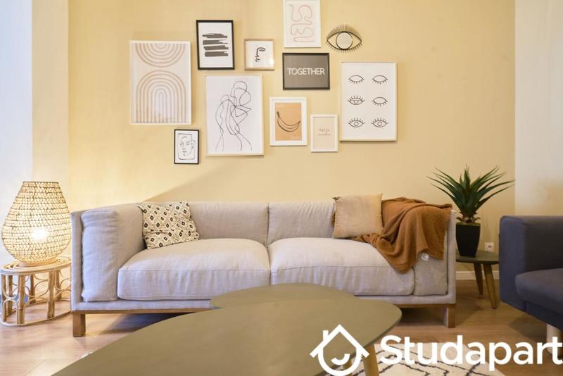 Chambre - 12 m² - 1 pièce