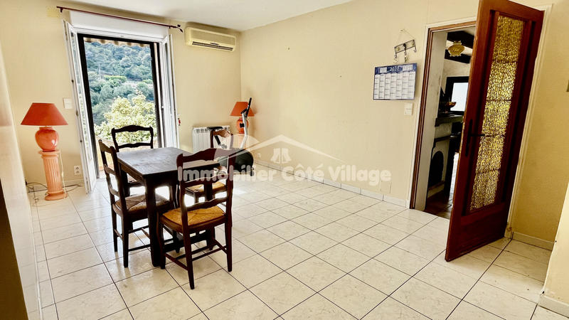 Propriété - 208 m² - 8 pièces