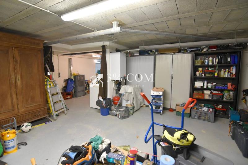 Propriété - 175 m² - 11 pièces