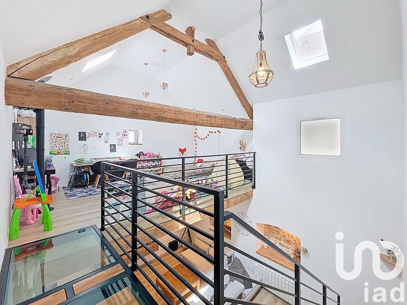 Maison - 212 m² - 7 pièces