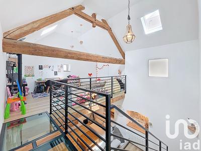 Maison - 212 m² - 7 pièces