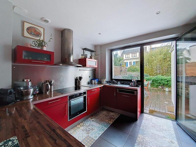 Maison - 140 m² - 6 pièces