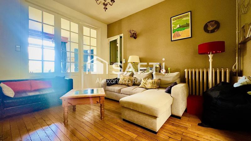 Maison - 176 m² - 7 pièces