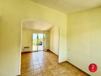 Villa - 90 m² - 5 pièces