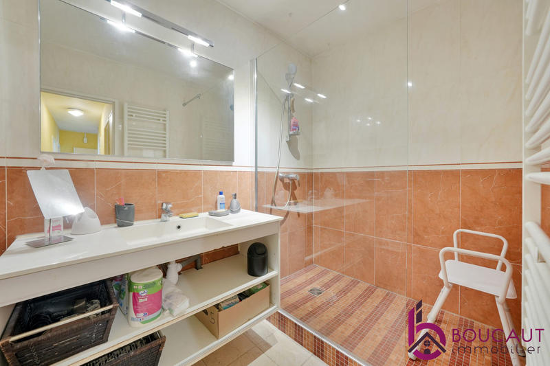 Appartement - 108 m² - 4 pièces