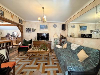 Maison - 135 m² - 6 pièces