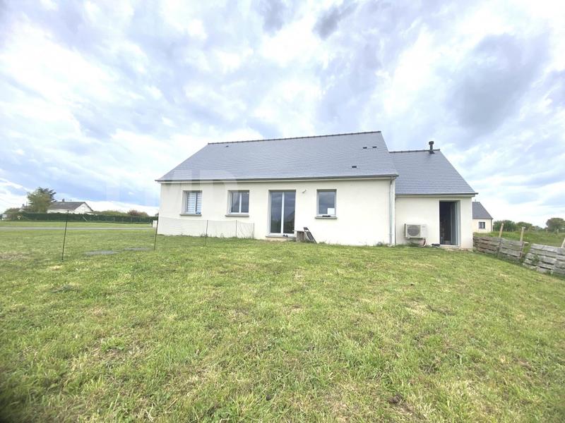 Maison - 90 m² - 5 pièces