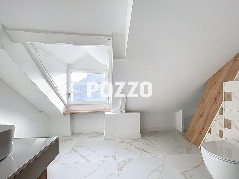 Appartement - 80 m² - 3 pièces